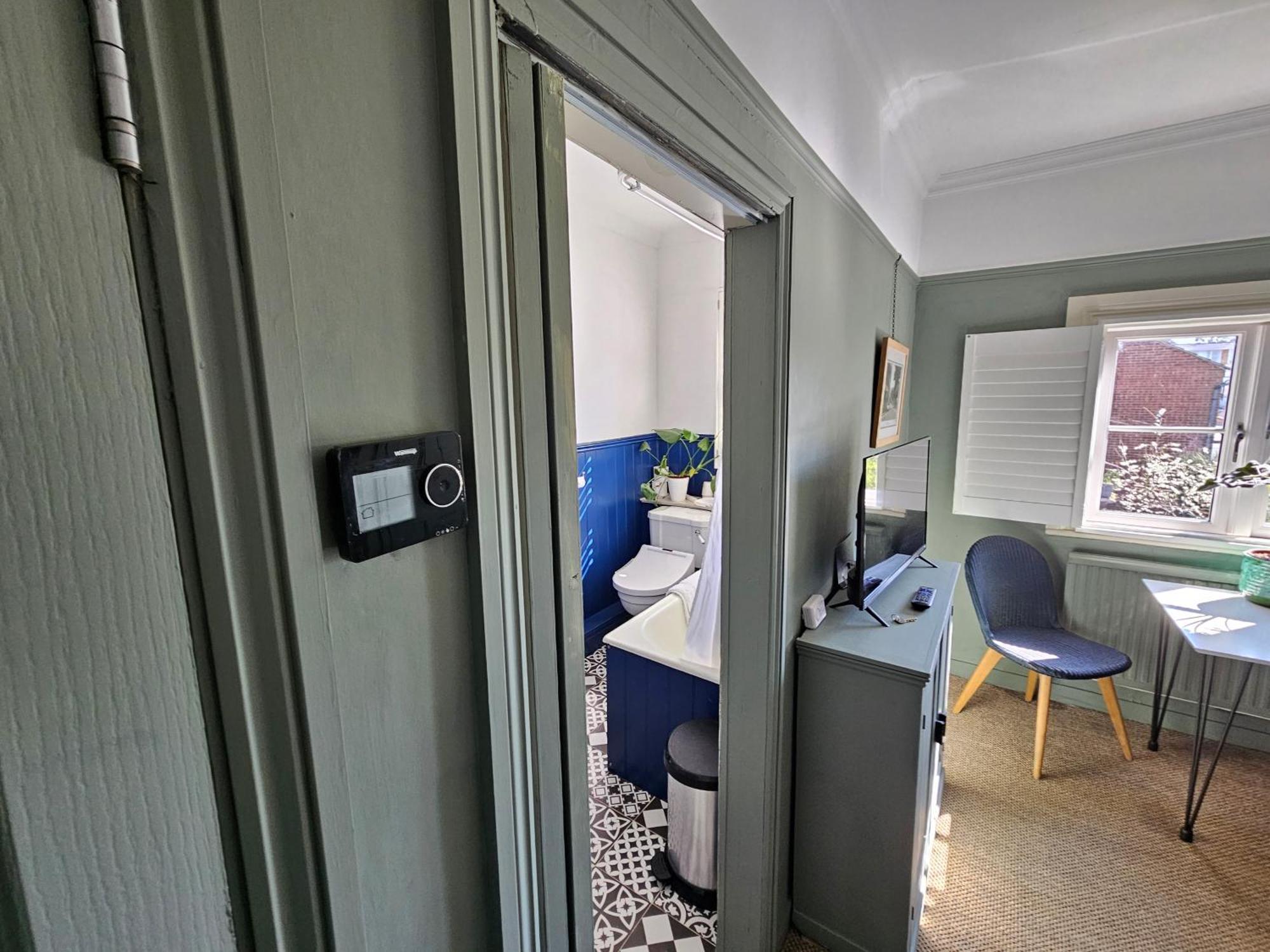 The Lodge Stanwell Extérieur photo